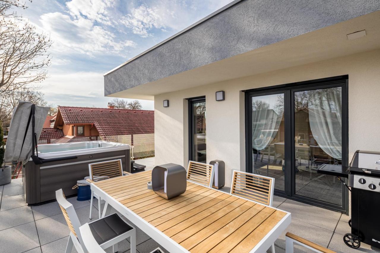 Apartmán Balatonic Sky Zamárdi Exteriér fotografie